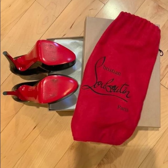 Black Patent Leather Heels - Picture 3 of 4